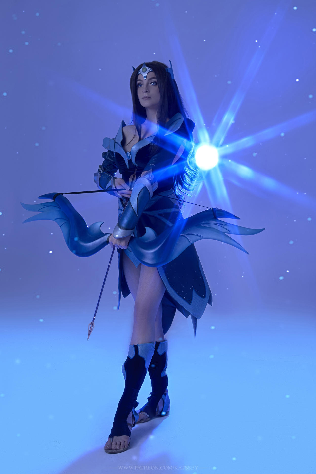 Косплей Mirana из Dota 2. Косплеер SophieKatssby