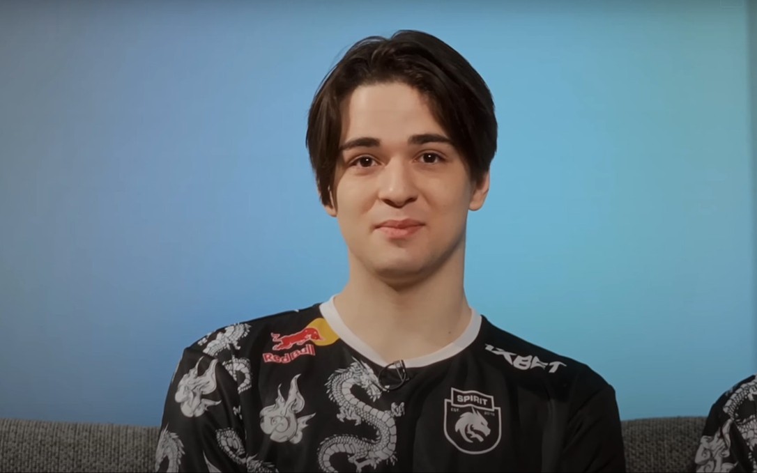 Кома назвал Keeper of the Light имбовым героем из-за его способностей.