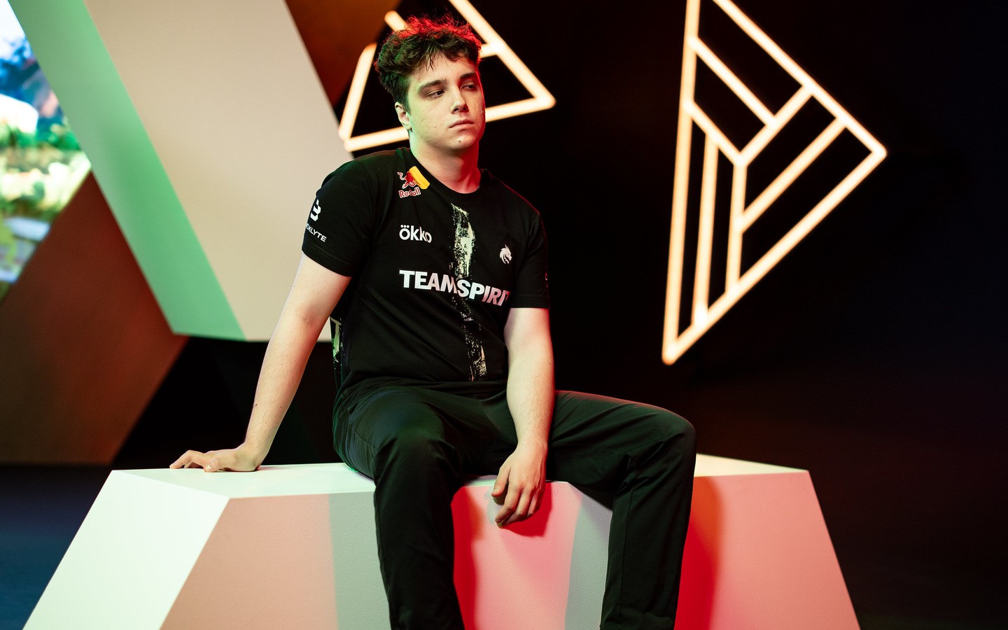 Larl пропустит FISSURE Universe: Episode 6 по состоянию здоровья