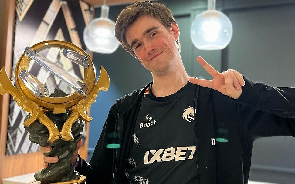 Miposhka: «Шанс того, что я вернусь — он больше, чем я не вернусь» | Dota 2 | The International 2025