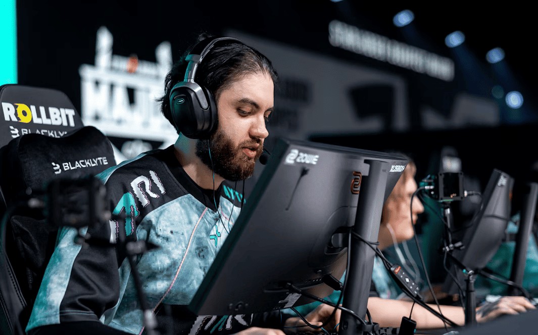 Первый день StarLadder Budapest Major 2025 смотрели 476 482 человека